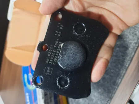 لنت ترمز جلو لنت پارس کد 21355 مناسب برای پراید به همراه لنت ترمز عقب