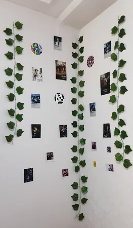 گل مصنوعی مدل ریسه برگ طرح انگور کد PAL-3030