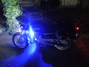 تجریه خرید لامپ زیر باک موتور سیکلت مدل smd B