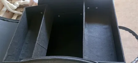 کیف لوازم آرایش و گریم زنانه مدل M2