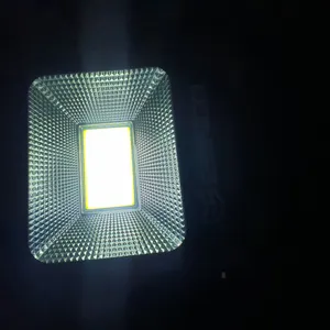 تجریه خرید پروژکتور ال ای دی 200 وات اسنکو مدل ES-COB-200