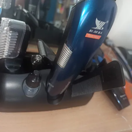 ست ماشین اصلاح موی بدن و صورت بایوا مدل BY780