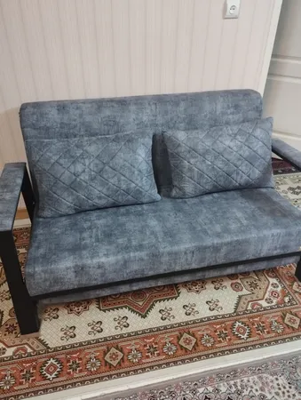 مبل تختخواب شو 2 نفره اورنگ مدل زیرهم رو دسته فلزی