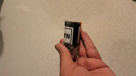 چسب ترمیم توری پنجره نادیاهوم مدل meshrepair طول 2 متر