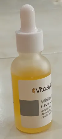 سرم ضد لک ویتالیر مدل آربوتین حجم 30 میلی لیتر