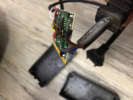 ریسه ال ای دی سی سی پی وای مدل RG08 طول 5 متر