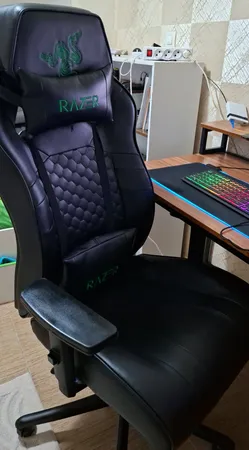 صندلی گیمینگ ریزر مدل G2020