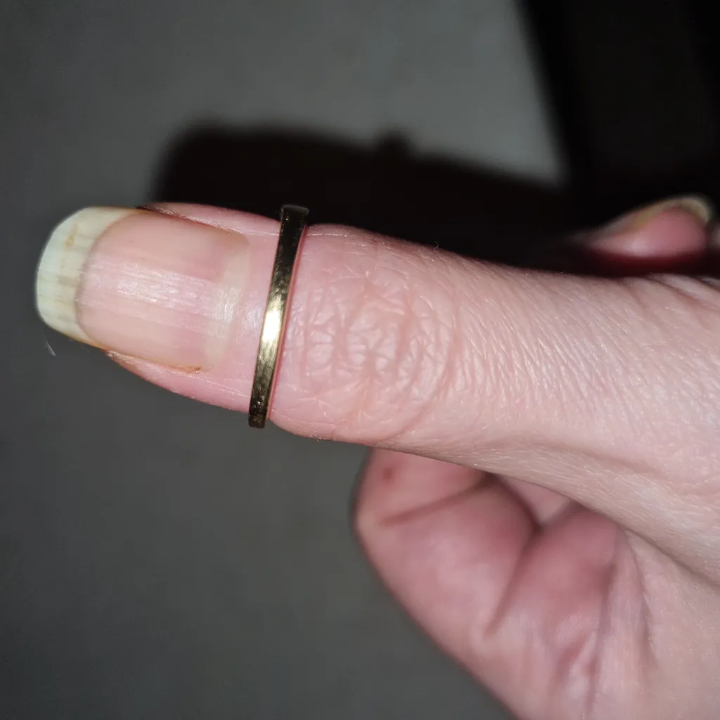 انگشتر طلا 18 عیار زنانه بان گالری مدل حلقه قلب