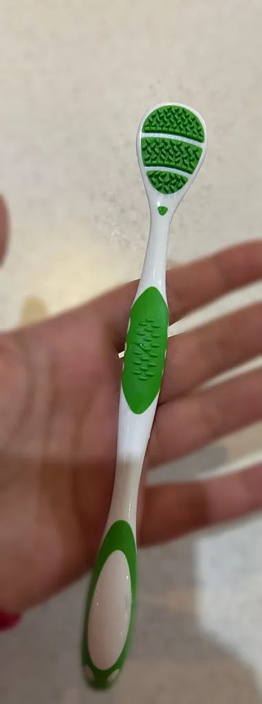 مسواک زبان شور تریزا مدل پروفشنال کر با برس نرم