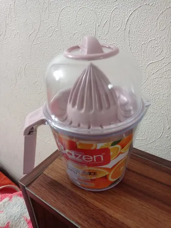 آب مرکبات گیری دستی بازن مدل لایف 1010