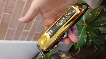 ماشین اصلاح موی سر و صورت وال پروفشنال مدل Cordless Magic Clip 8148
