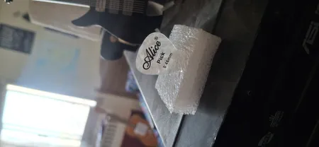 پیک گیتار آلیس مدل 046m