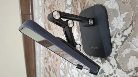 نگهدارنده گوشی موبایل یسیدو مدل C104