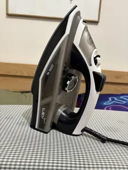 اتو بخار تولیپس مدل SI-A 370 C