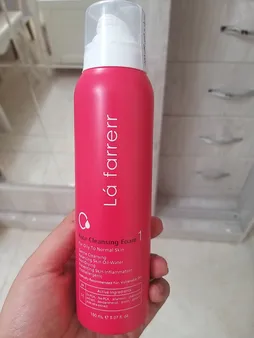 فوم شست‌وشوی صورت لافارر مدل 01 مناسب برای پوست چرب حجم 150 میلی‌لیتر