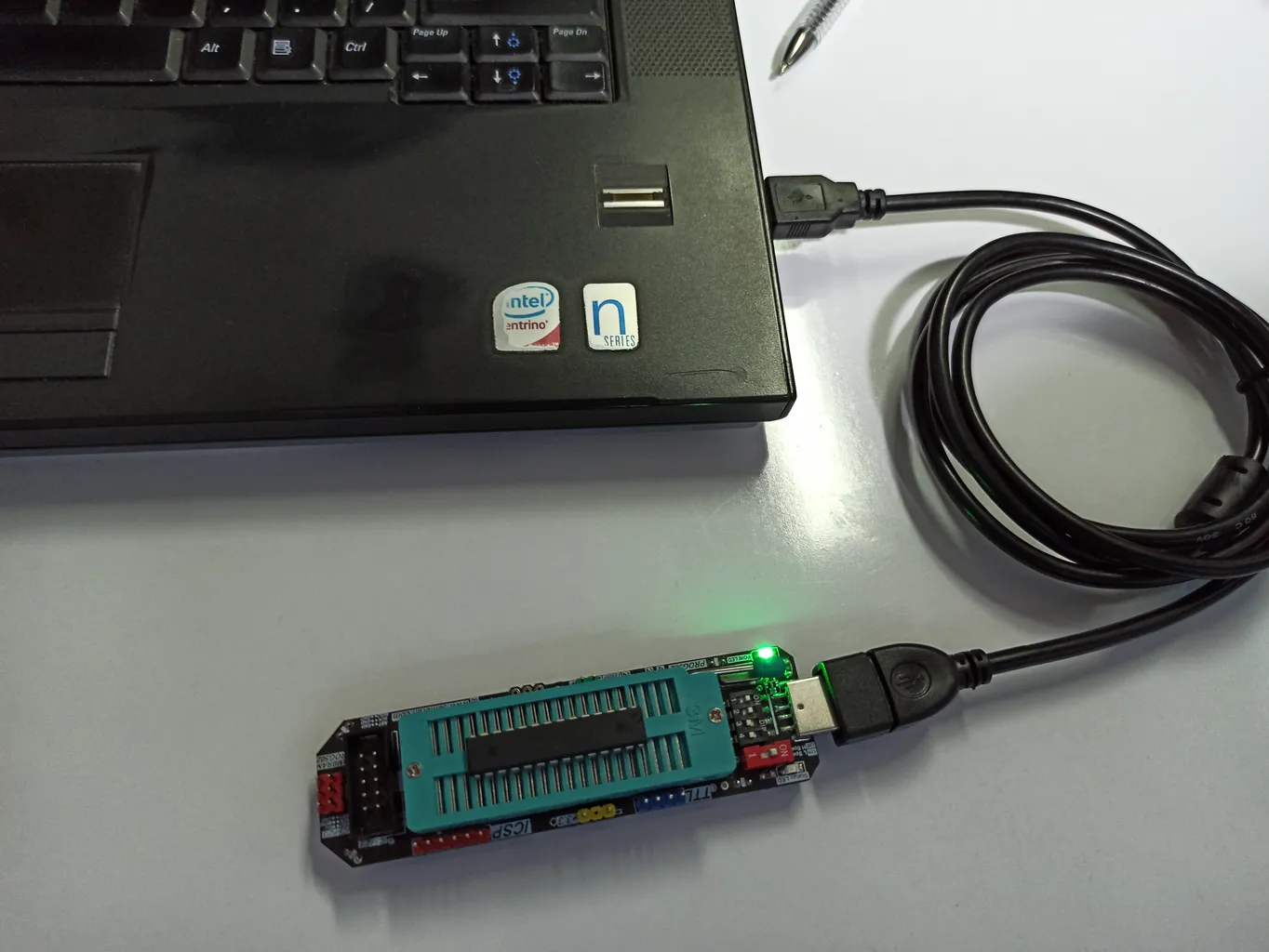 پروگرامر میکروکنترلر AVR سامبران مدل  Prog502