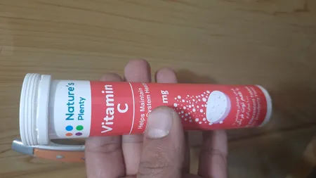 قرص جوشان ویتامین ث 1000 میلی گرم با طعم لیمو نیچرز پلنتی بسته 20 عددی