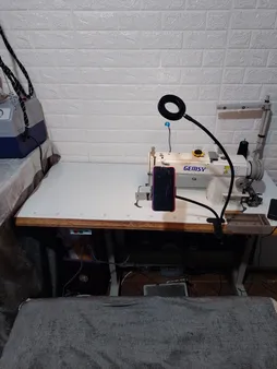 رینگ لایت و نگهدارنده موبایل مدل M2