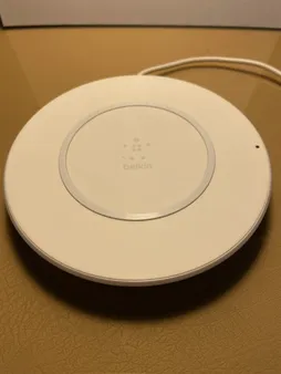 شارژر بی سیم بلکین مدل Boost Up