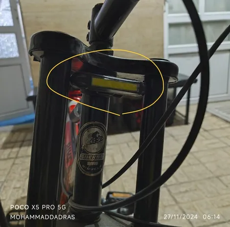 چراغ جلو و عقب دوچرخه مدل SB100