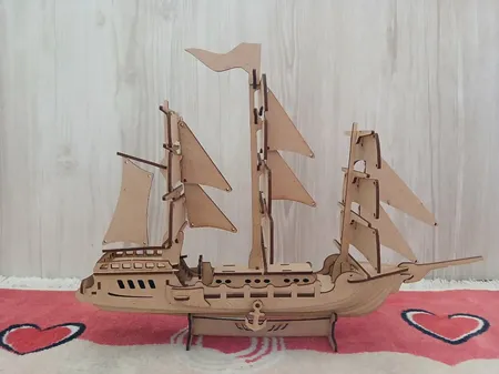 ساختنی مدل کشتی بادبانی