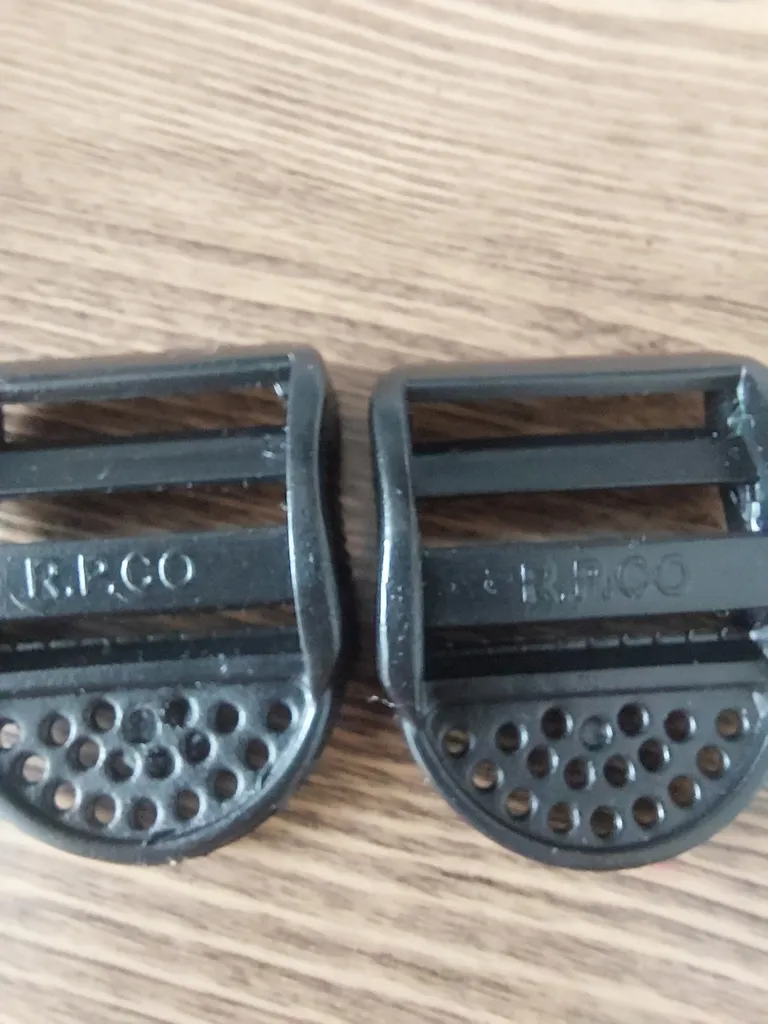 سگک کوله پشتی مدل KAM 2 بسته 2 عددی