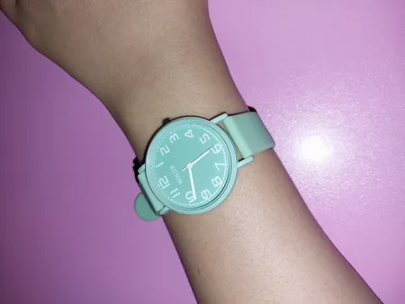 ساعت مچی عقربه ای دخترانه بولن کد Bl5