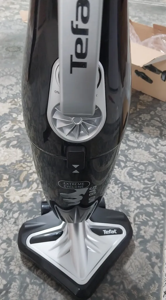 جاروبرقی 750 وات تفال مدل UY5115TR