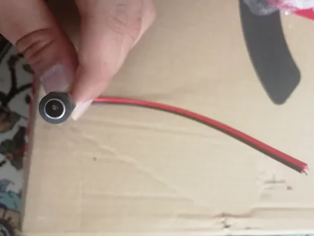 فیش تغذیه آداپتور کد HMX-202