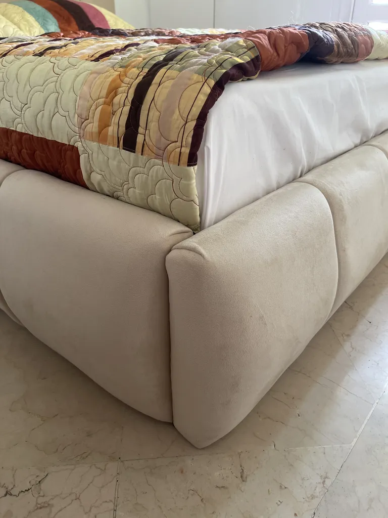 تخت خواب دو نفره کد DR 4661 سایز 200x160 سانتی متر