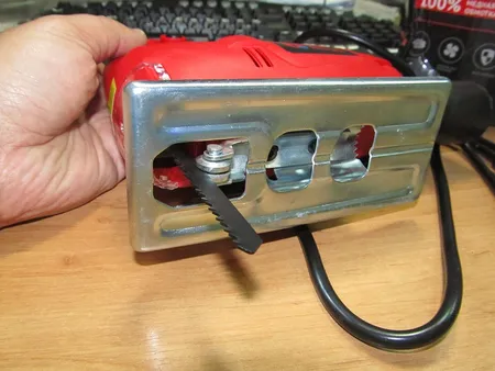 اره عمود بر ادون مدل EDL-550R