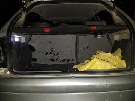 قاب اسپیکر خودرو کد 9 مناسب برای اسپیکر سایز 6x9 اینچ