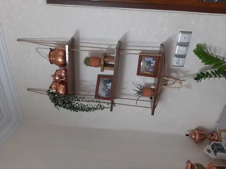 شلف دیواری مدل سه طبقه