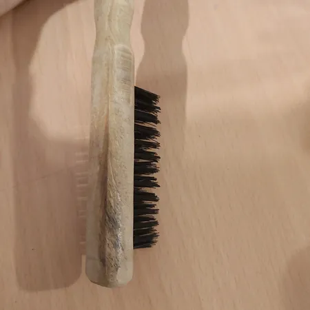 شانه مو مدل p111