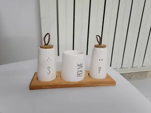 تجریه خرید نمکدان و فلفل پاش ام وي اچ گلس اند پلاستيكس مدل نورا