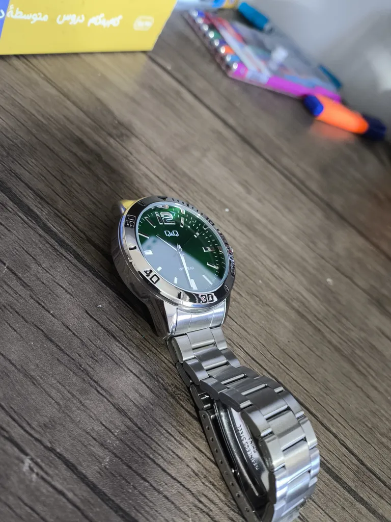 ساعت مچی عقربه‌ای مردانه کیو اند کیو مدل Q28B-0011P