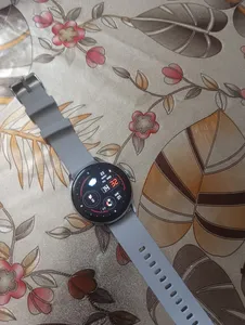 تجریه خرید ساعت هوشمند کیو سی وای مدل MSU WATCH ELITE PUNCHING  دارای قابلیت های صفحه نمایش رنگی، صفحه نمایش لمسی، کنترل موسیقی (Music Player)، قابلیت مکالمه از طریق بلوتوث بند سیلیکون