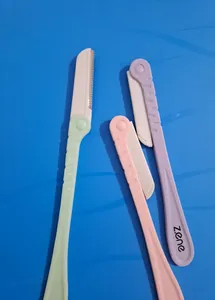 تجریه خرید تیغ ابرو زد وان مدل  Z-806 بسته 3 عددی