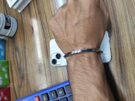 دستبند مردانه مدل بنگل پیچی