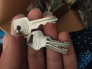 تجریه خرید قفل کاپوت ضد سرقت آرمین تیتان مدل 021 مناسب برای پراید