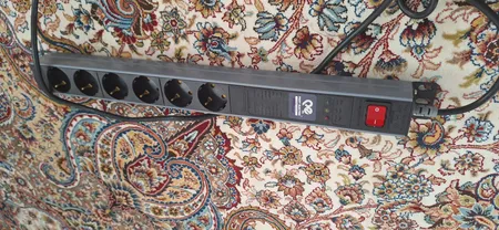 محافظ ولتاژ پارت الکتریک مدل PE5143