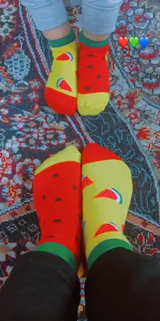 جوراب دخترانه طرح هندوانه