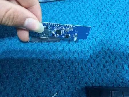 باکس تبدیل SATA به USB 3.0 مدل NM-FB فلزی 2.5 اینچی