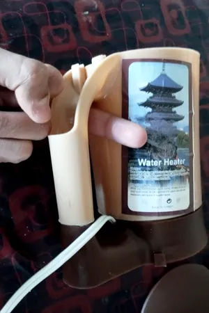 کتری برقی مدل WH00