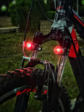 چراغ دوچرخه کد TB 3192