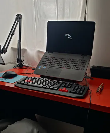 پایه نگهدارنده لپ تاپ مدل  tuneex