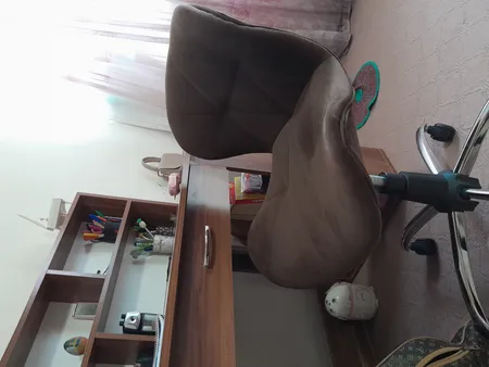 صندلی مدل چرخشی کد CH792