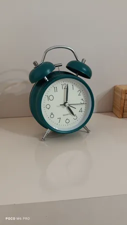 ساعت رومیزی کوارتز مدل MR-002