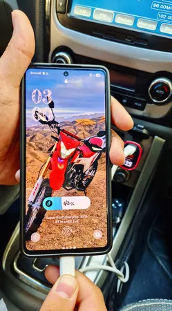 شارژر فندکی 95 وات هیسکا مدل HCC-326