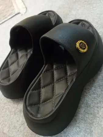 دمپایی زنانه مدل لژدار WH.4181